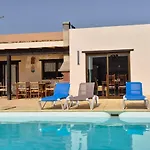 Villa De Suenos Lajares